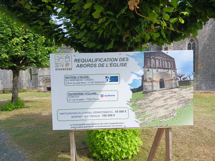 Annonce travaux parvis